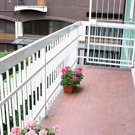 Villa Melchiorre Milano Exterior foto