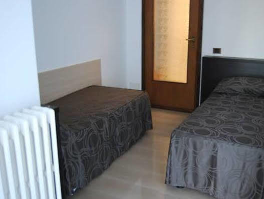 Villa Melchiorre Milano Exterior foto